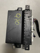 Amplifier Control Air Conditioner 27760 5UV0C INFINITI OEM