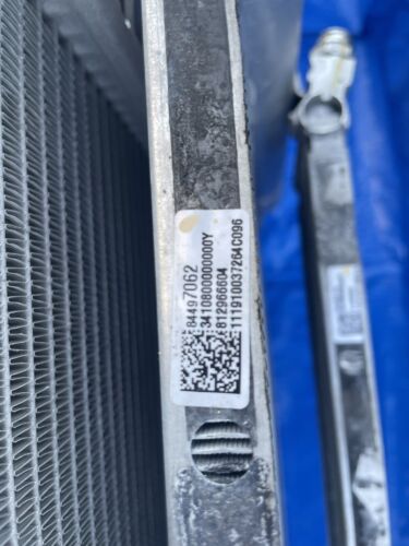 2019 CHEVROLET SILVERADO 1500 5.3L OEM CONDENSER RADIATOR OIL COOLER ASSEMBLY 84497062